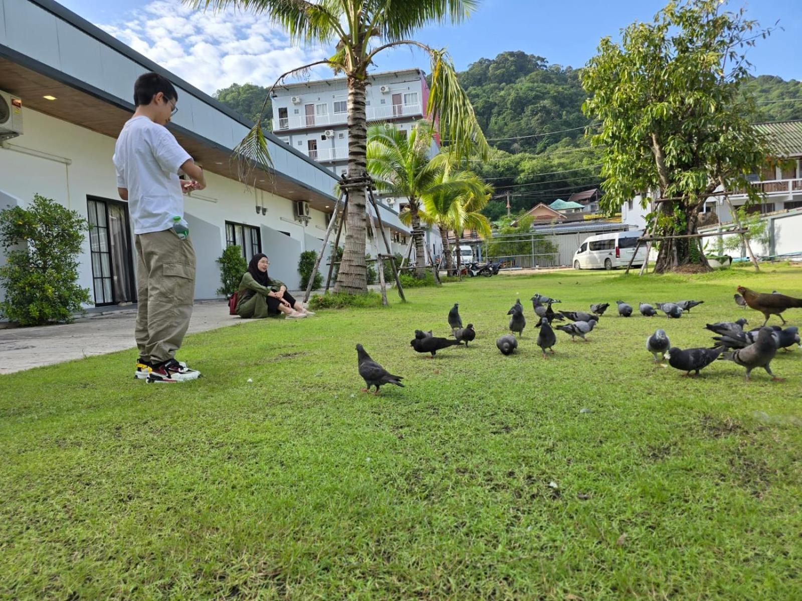 Taxim Residence Boutique Hotel Patong Exterior photo